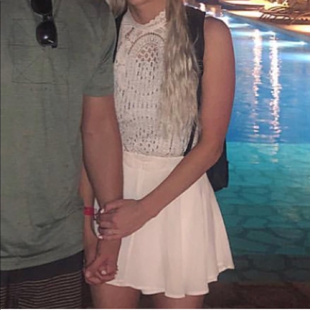Lace romper - Picture 5 of 5